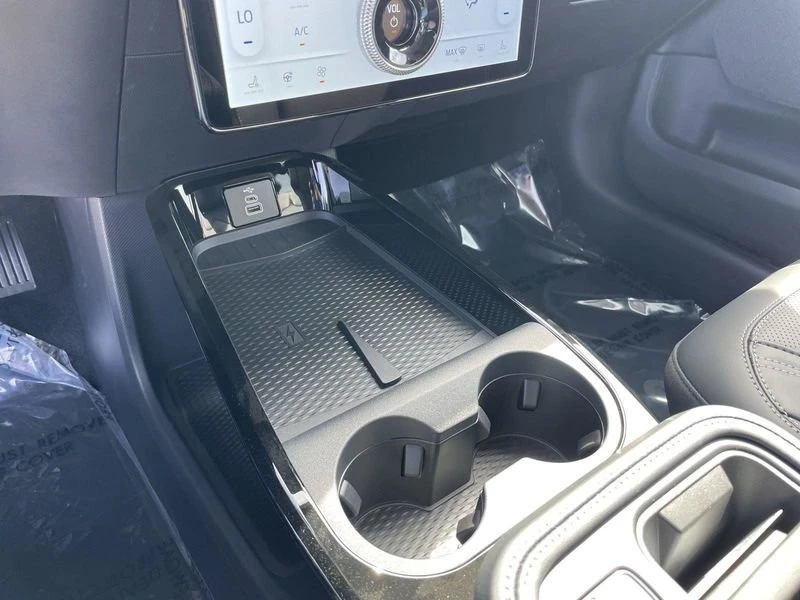 2026 Ford Mustang Mach-E - Image 15 of 17