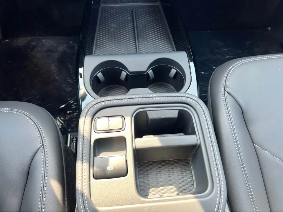 2026 Ford Mustang Mach-E - Image 17 of 20