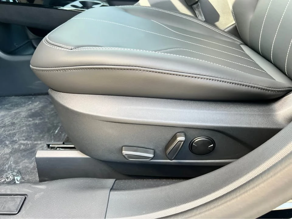 2026 Ford Mustang Mach-E - Image 15 of 20
