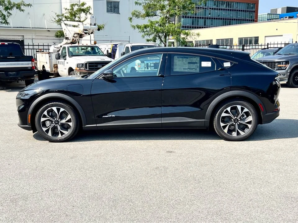 2026 Ford Mustang Mach-E - Image 9 of 20