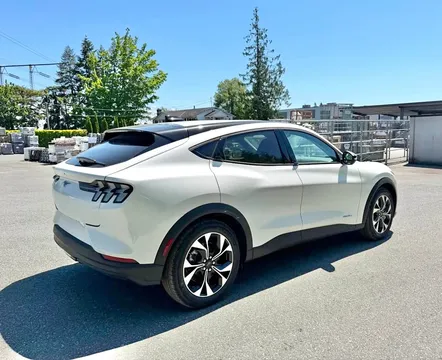 2026 Ford Mustang Mach E Select