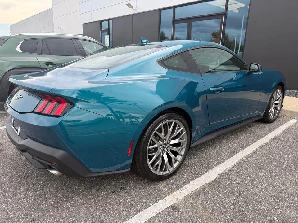 2026 Ford S650 Mustang - Image 2 of 7