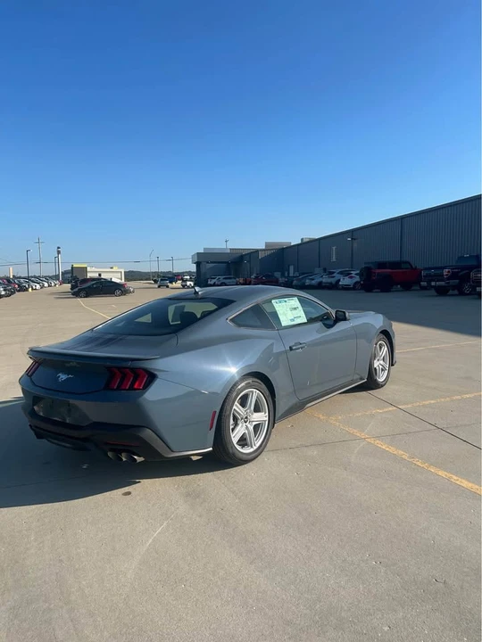 2026 Ford S650 Mustang - Image 5 of 12