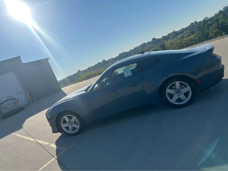 2026 Ford S650 Mustang - Image 8 of 12