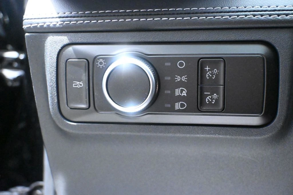 2026 Ford Mustang - Image 23 of 30
