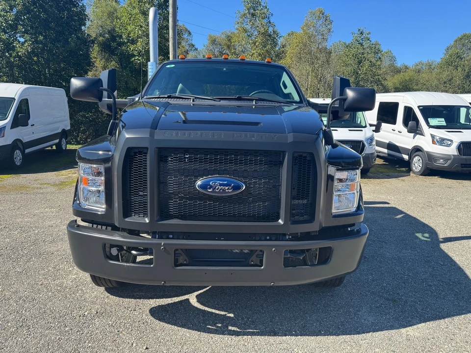 2026 Ford Super Duty 5th Gen - Image 2 of 21