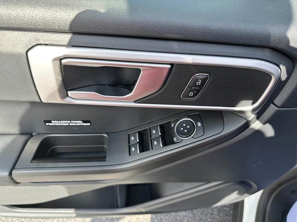 2026 Ford Explorer 6th Gen - Image 17 of 26