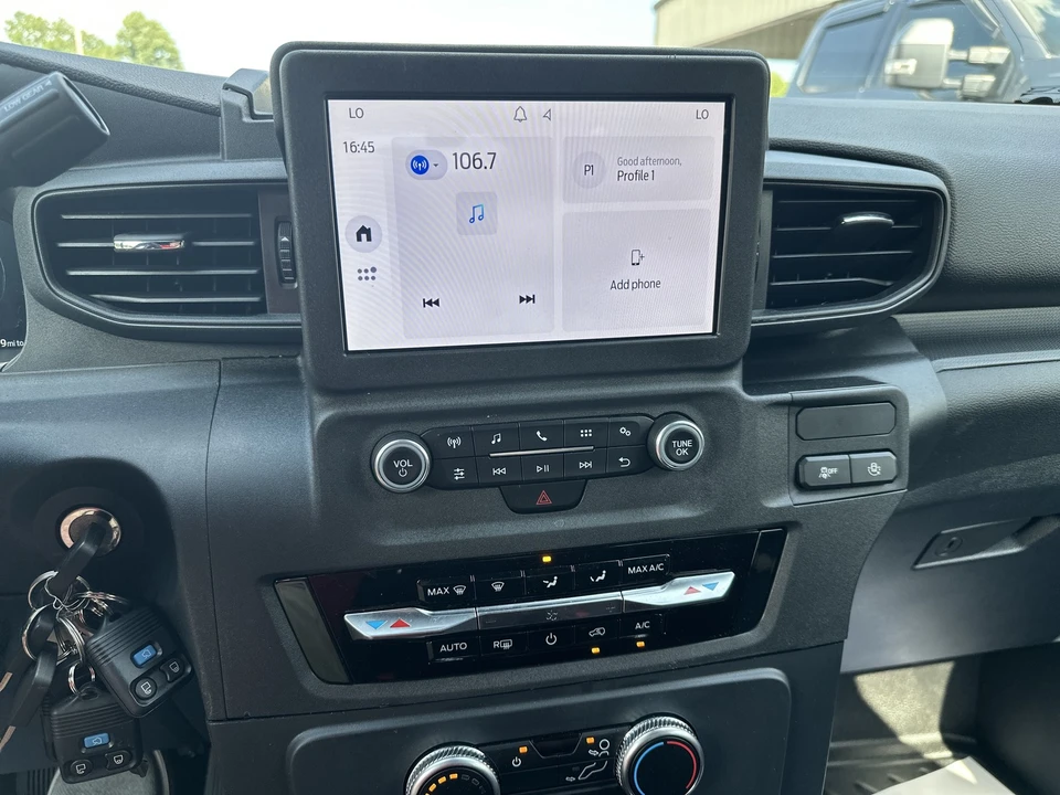 2026 Ford Explorer 6th Gen - Image 21 of 26