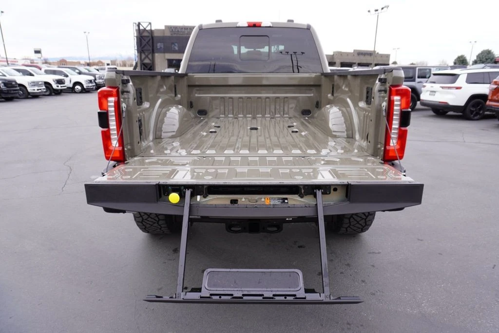 2026 Ford Super Duty 5th Gen - Image 11 of 12