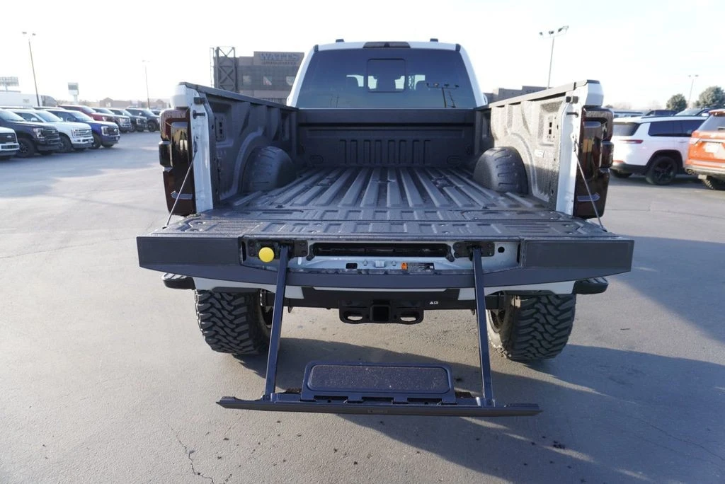 2026 Ford Super Duty 5th Gen - Image 11 of 12