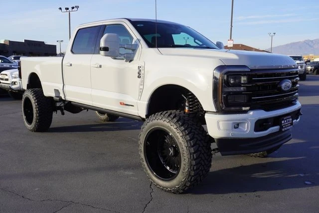 2026 Ford Super Duty 5th Gen - Image 16 of 21