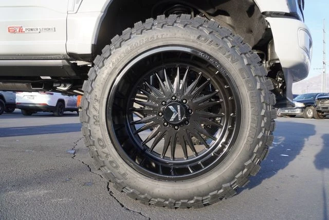 2026 Ford Super Duty 5th Gen - Image 17 of 21