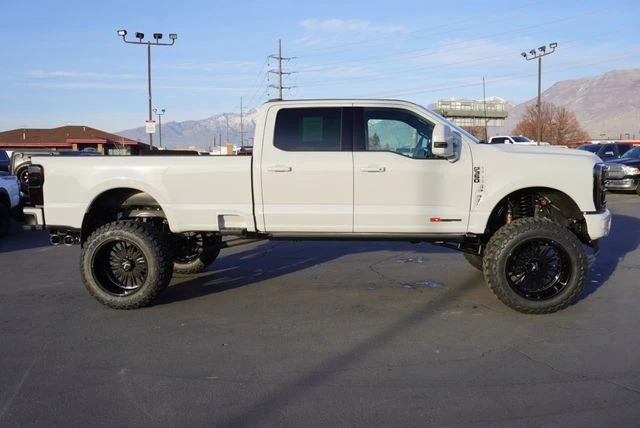 2026 Ford Super Duty 5th Gen - Image 14 of 21