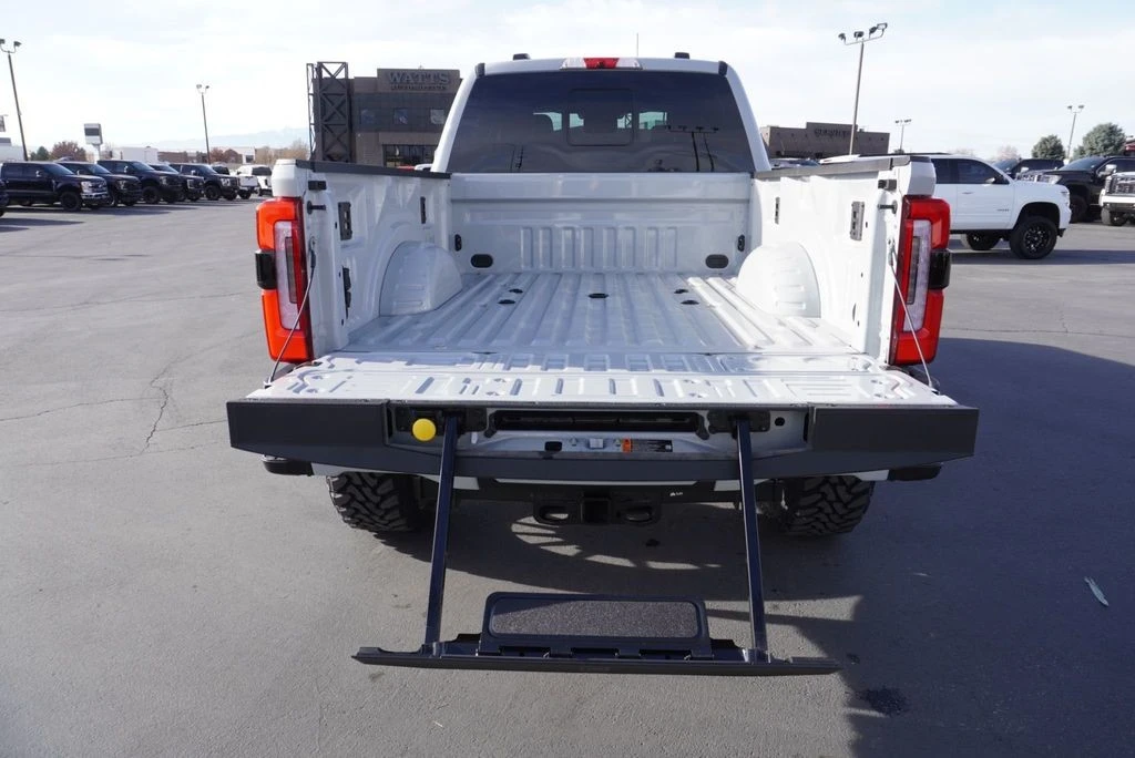 2026 Ford Super Duty 5th Gen - Image 11 of 12
