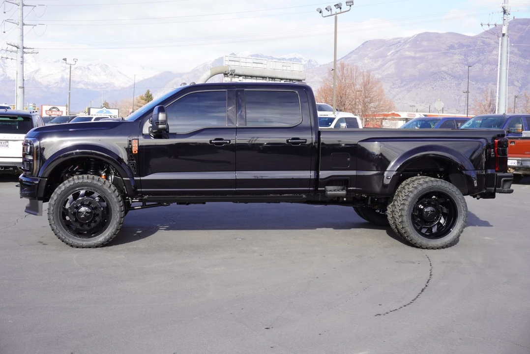 2026 Ford Super Duty 5th Gen - Image 7 of 12