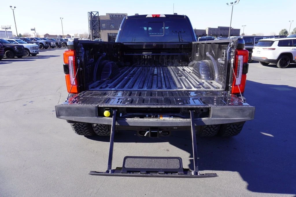 2026 Ford Super Duty 5th Gen - Image 11 of 12