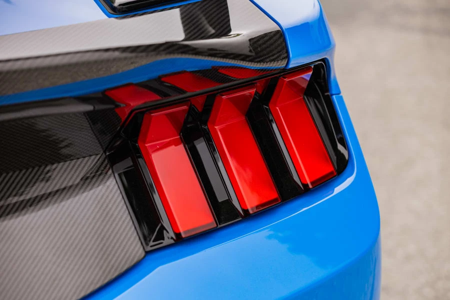 2026 Ford Shelby Mustang - Image 9 of 31