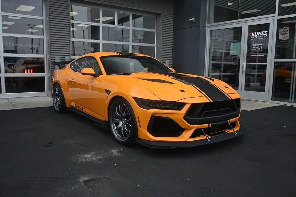 2026 Ford Shelby Mustang - Image 2 of 17