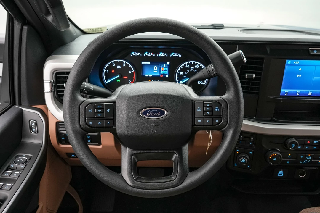 2026 Ford Super Duty 5th Gen - Image 19 of 21