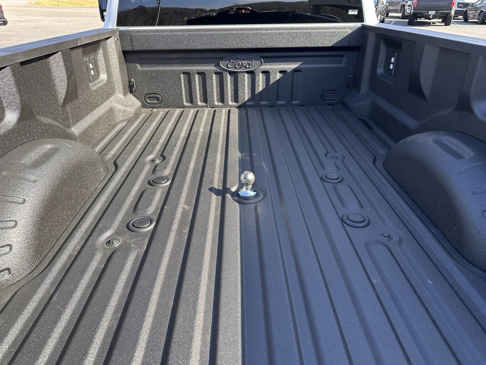 2026 Ford Super Duty 5th Gen - Image 9 of 12