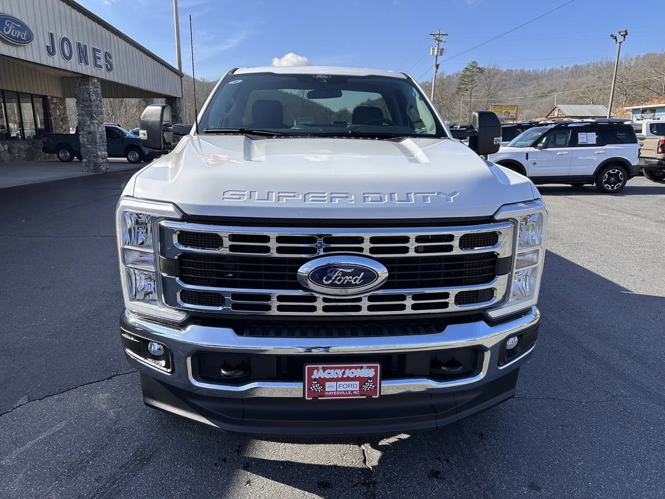 2026 Ford Super Duty 5th Gen - Image 3 of 12