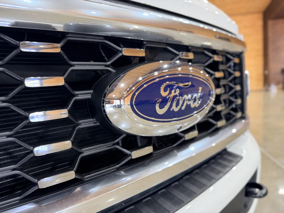 2026 Ford Super Duty 5th Gen - Image 26 of 31