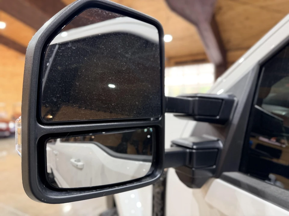 2026 Ford Super Duty 5th Gen - Image 23 of 31