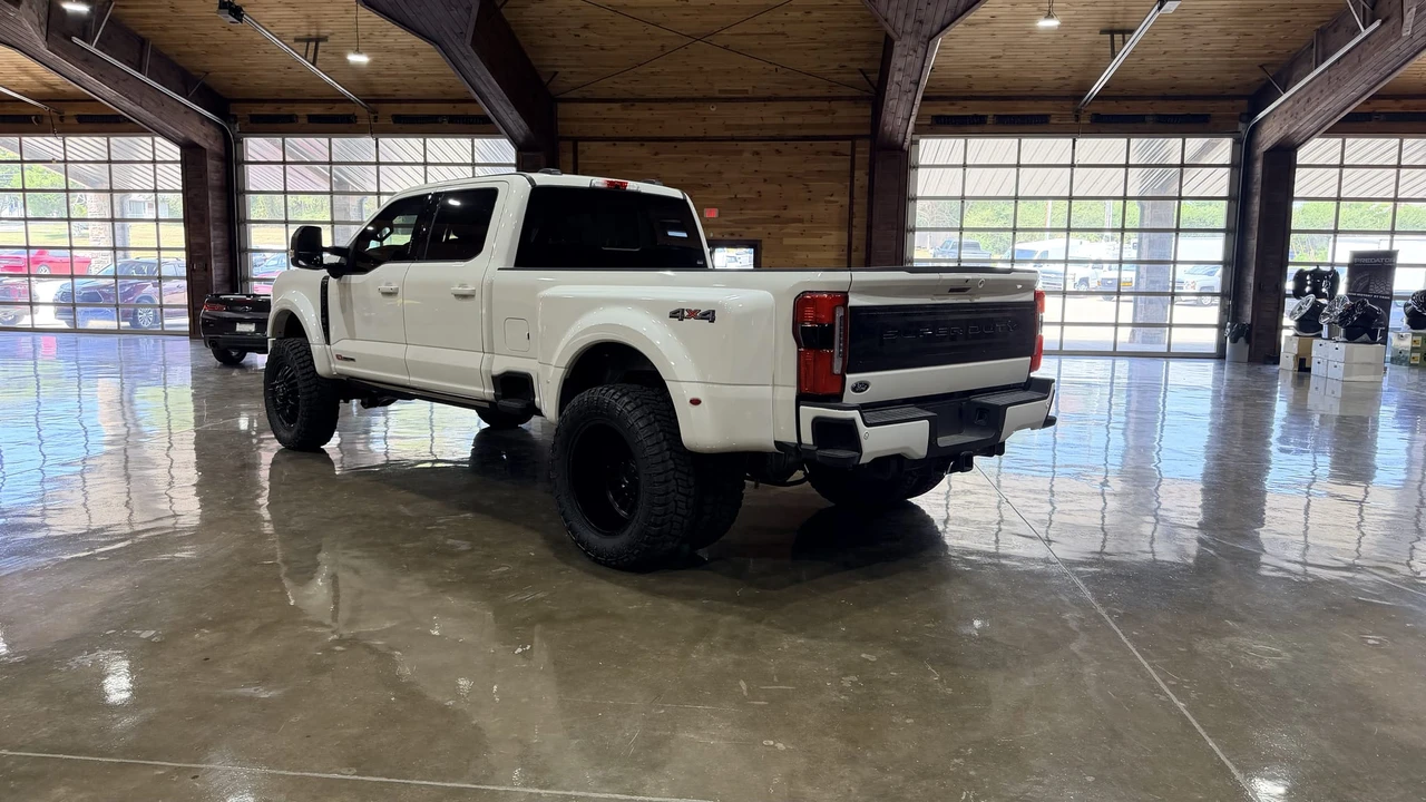 2026 Ford Super Duty 5th Gen - Image 8 of 31