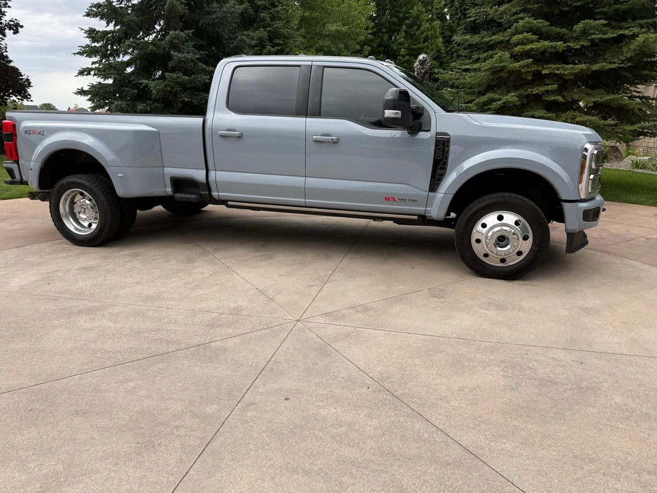 2026 Ford Super Duty 5th Gen - Image 10 of 31