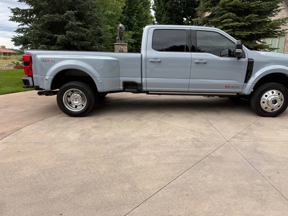 2026 Ford Super Duty 5th Gen - Image 25 of 31
