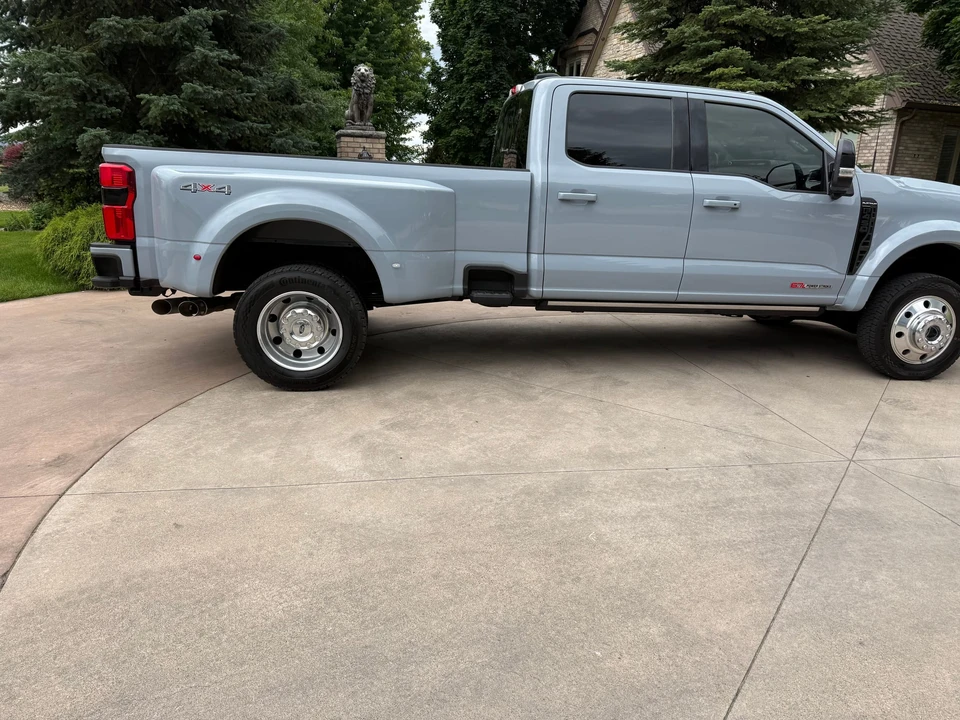 2026 Ford Super Duty 5th Gen - Image 26 of 31