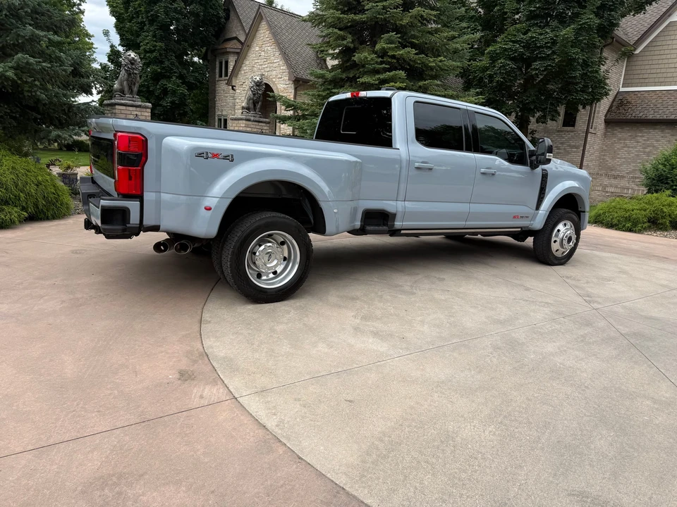 2026 Ford Super Duty 5th Gen - Image 7 of 31