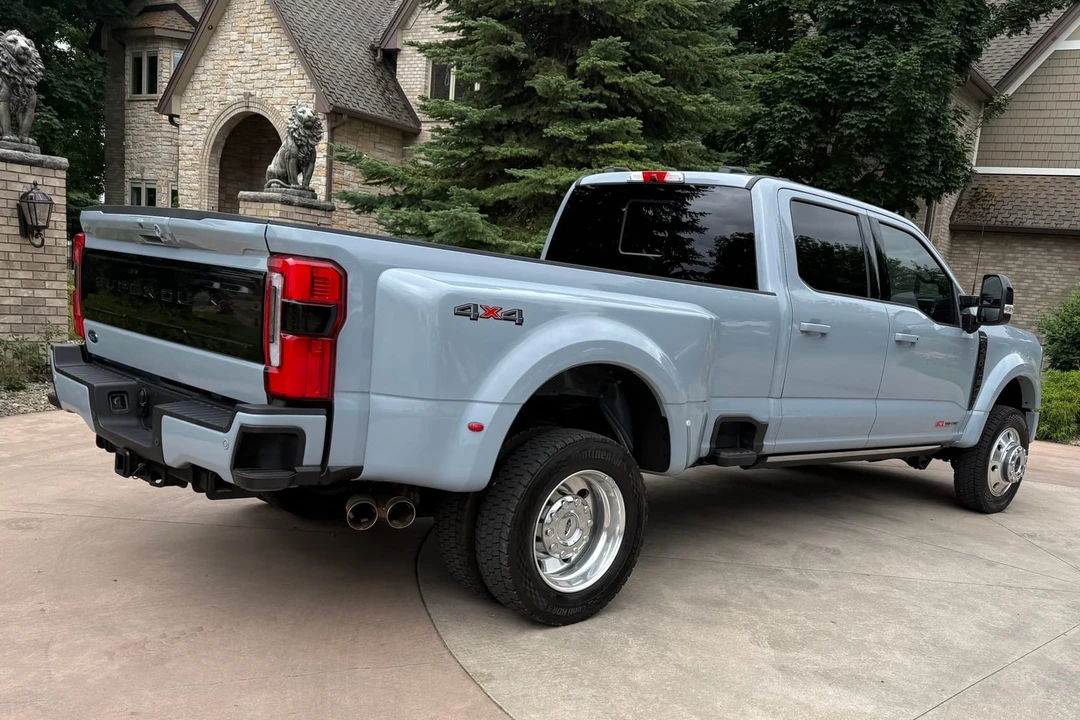 2026 Ford Super Duty 5th Gen - Image 5 of 31