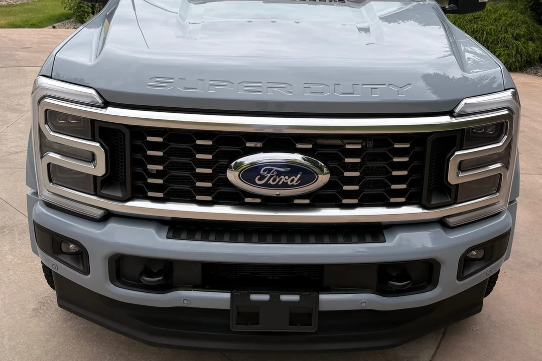 2026 Ford Super Duty 5th Gen - Image 14 of 31
