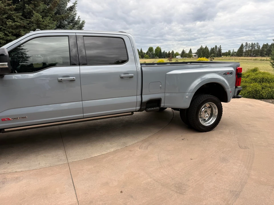 2026 Ford Super Duty 5th Gen - Image 19 of 31