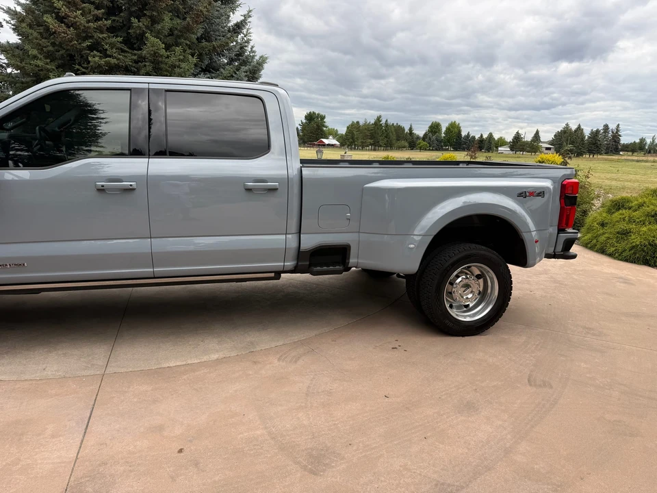 2026 Ford Super Duty 5th Gen - Image 21 of 31