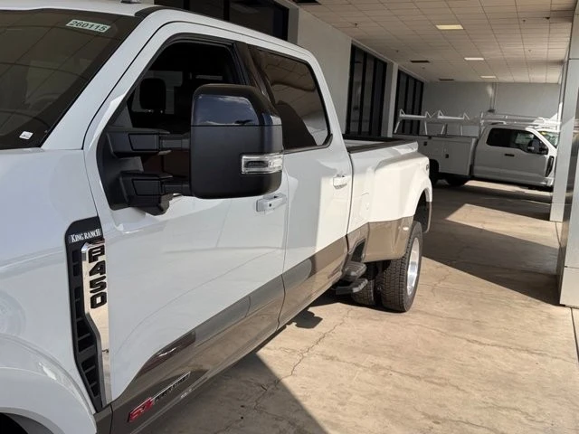 2026 Ford Super Duty 5th Gen - Image 9 of 12