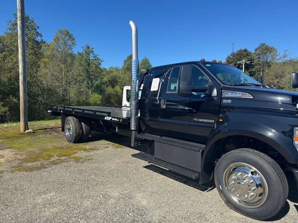 2026 Ford Super Duty 5th Gen - Image 3 of 21