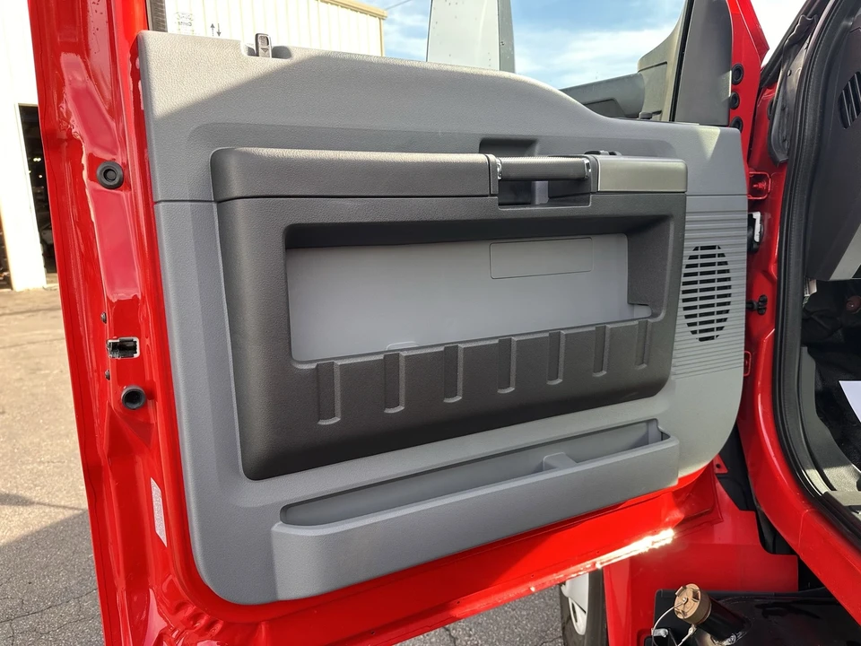 2026 Ford Super Duty 5th Gen - Image 7 of 12