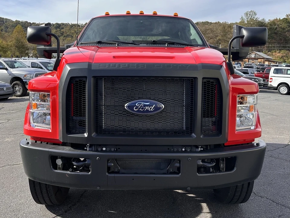 2026 Ford Super Duty 5th Gen - Image 3 of 12