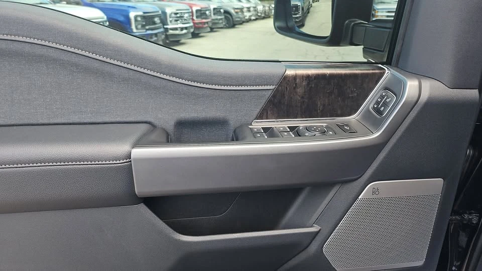 2026 Ford Super Duty 5th Gen - Image 9 of 19