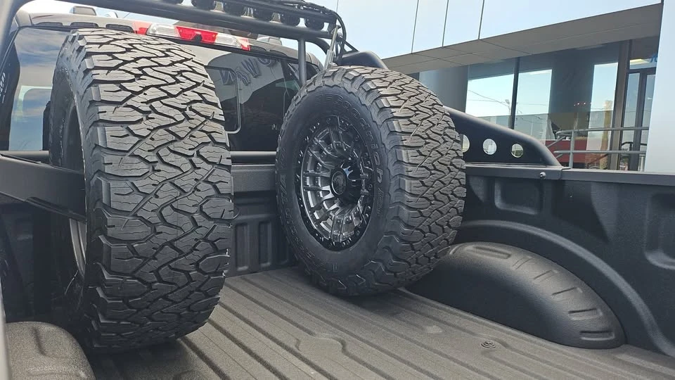 2026 Ford Super Duty 5th Gen - Image 4 of 19