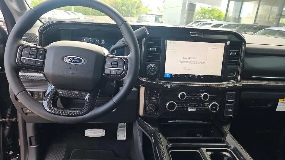 2026 Ford Super Duty 5th Gen - Image 13 of 19