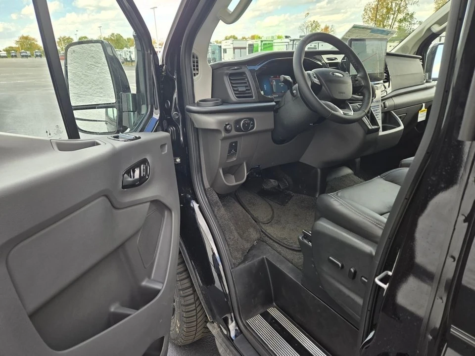 2026 Ford Transit - Image 5 of 21