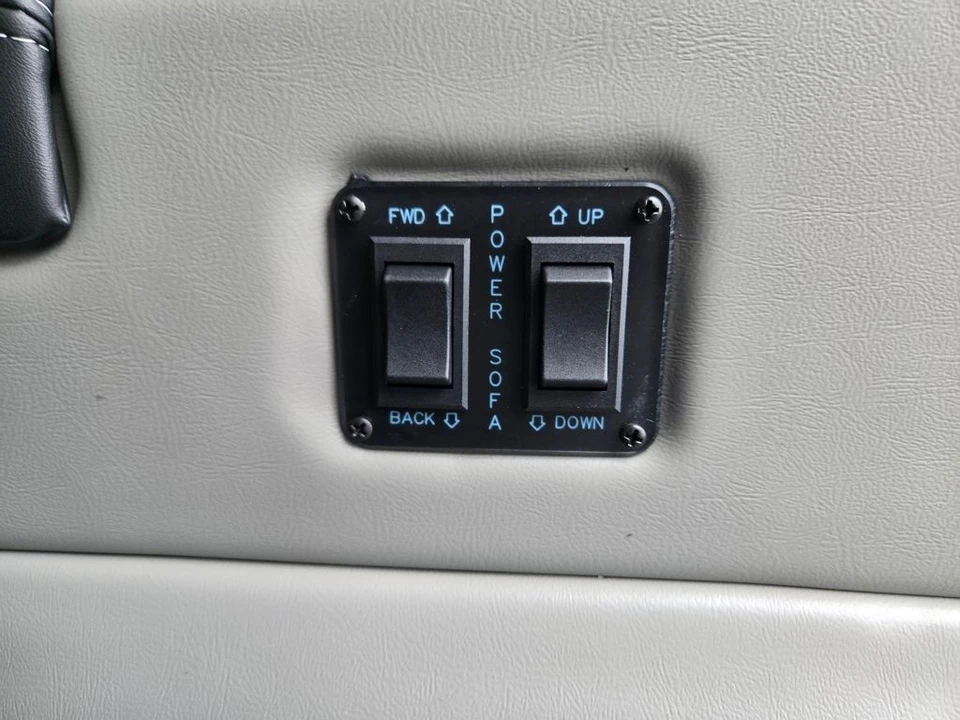 2026 Ford Transit - Image 18 of 21