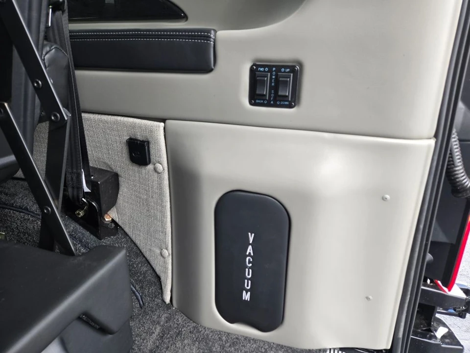 2026 Ford Transit - Image 17 of 21