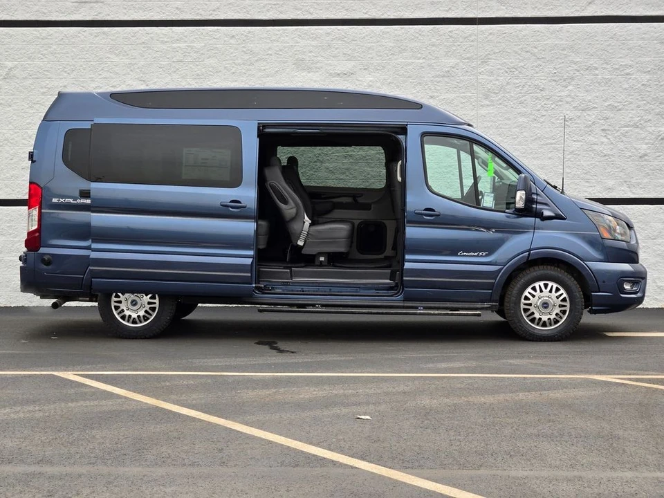 2026 Ford Transit - Image 11 of 12