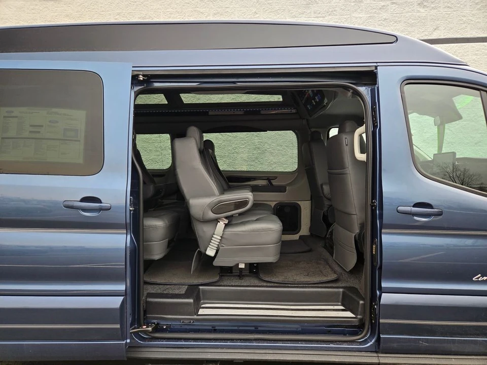 2026 Ford Transit - Image 12 of 12