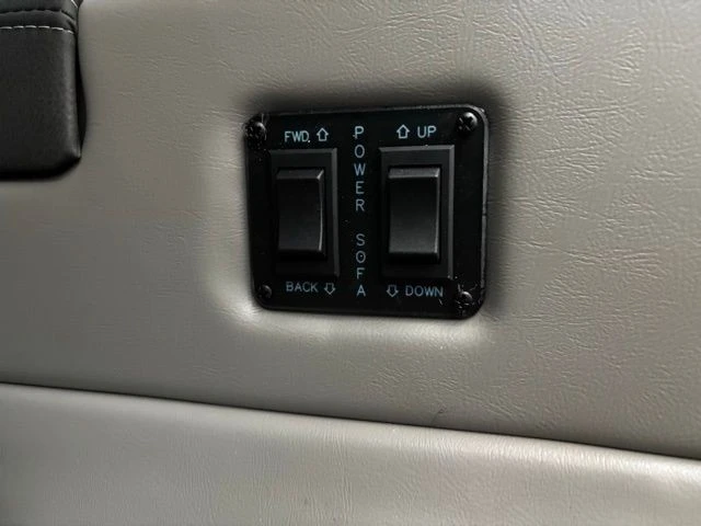 2026 Ford Transit - Image 9 of 12