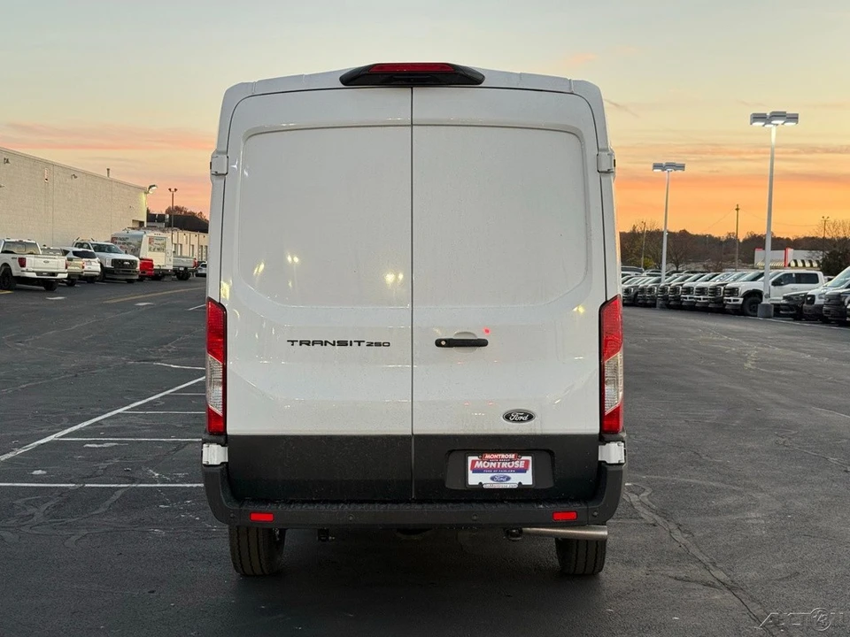 2026 Ford Transit - Image 5 of 12